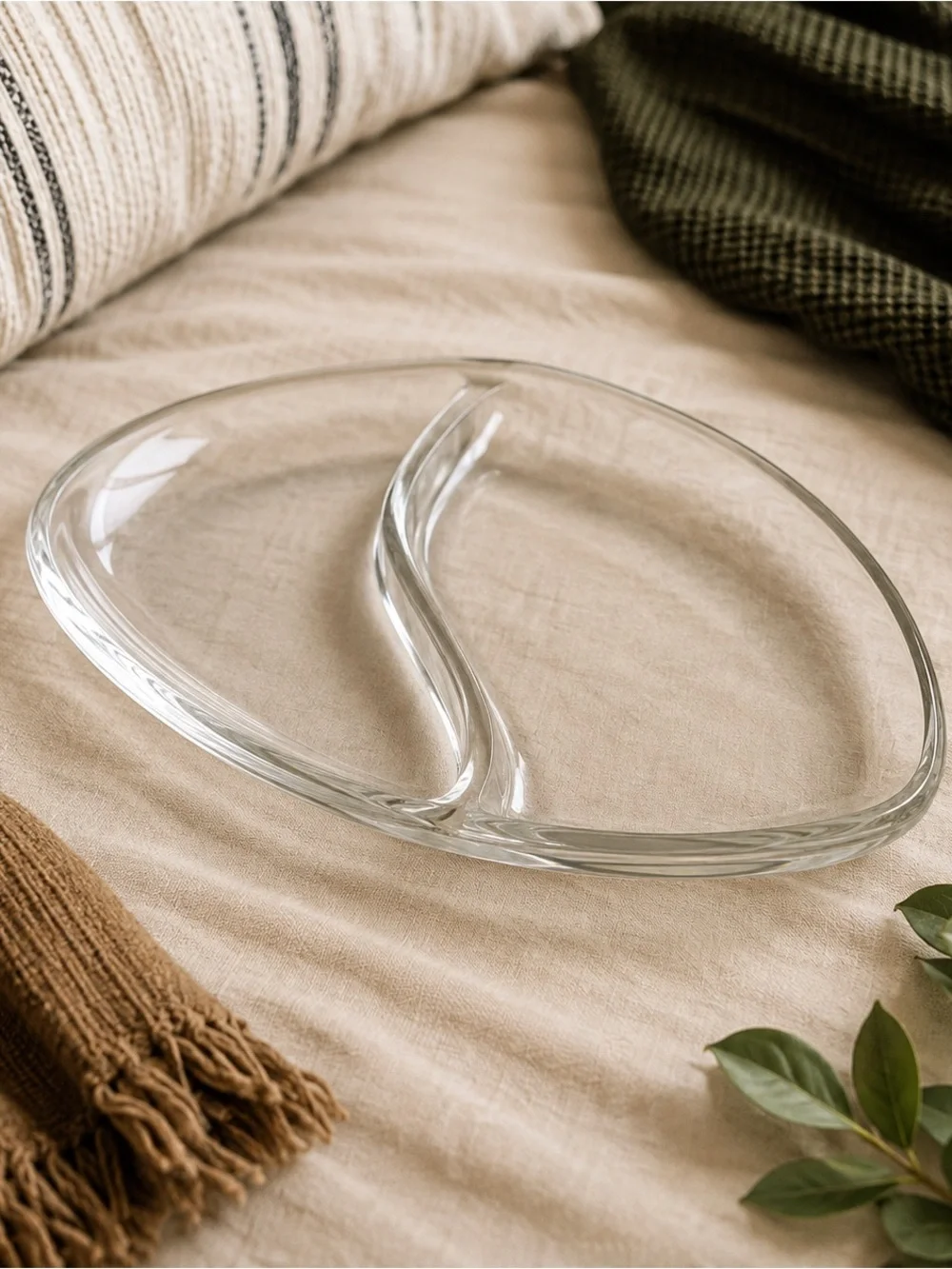 Vintage Mid Century Clear Glass Divided Candy Relish Dish Teardrop